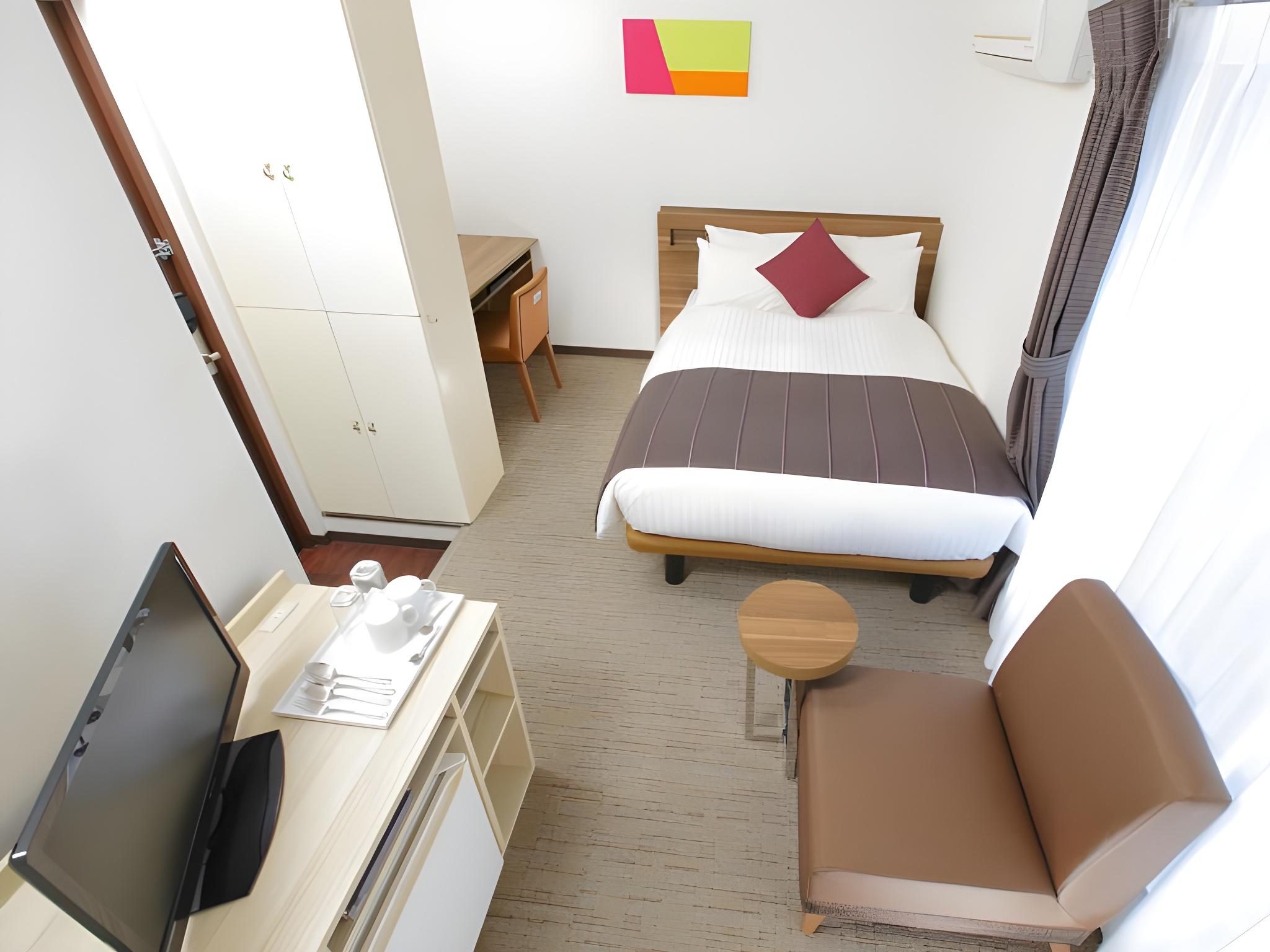 Semi Room, Standard, Single, Semi Double Bed