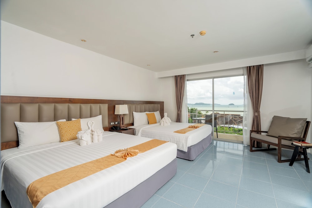 SIGNATURE, FAMILY, SEA VIEW