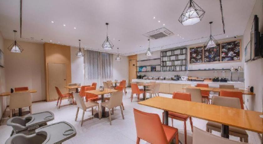 City Comfort Inn Nanning Yudong Jinxiang Metro Station 54/57
