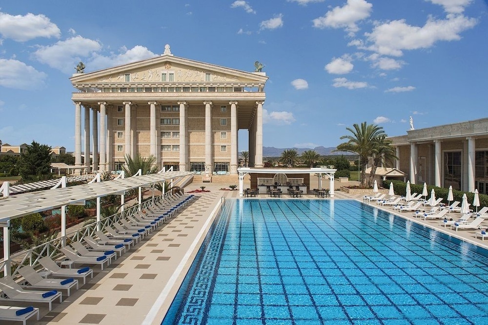 Kaya Artemis Resort Casino in Bafra