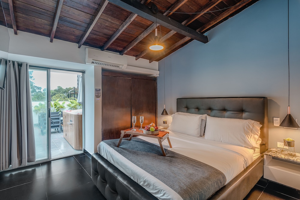 Viktory Boutique Hotel 7/44