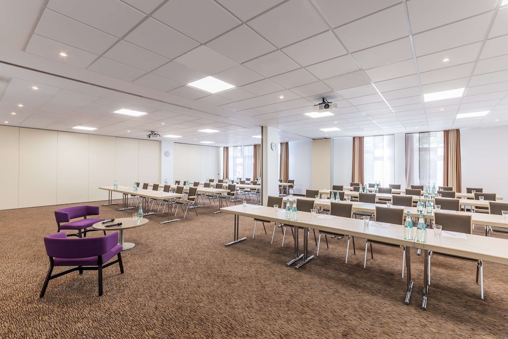 PARK INN BY RADISSON GOTTINGEN 48/49
