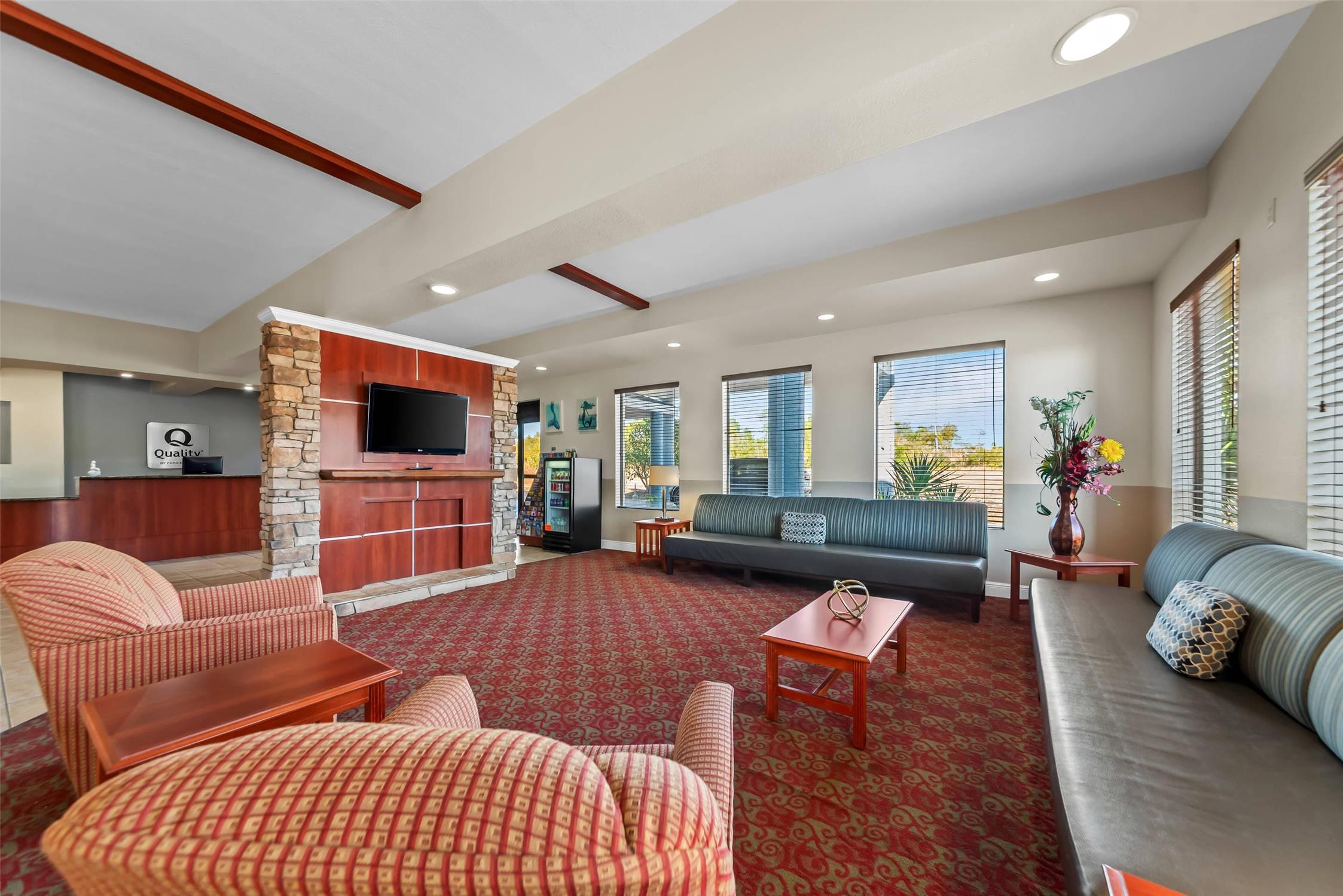 Quality Inn Weeki Wachee - Spring Hill 26/52