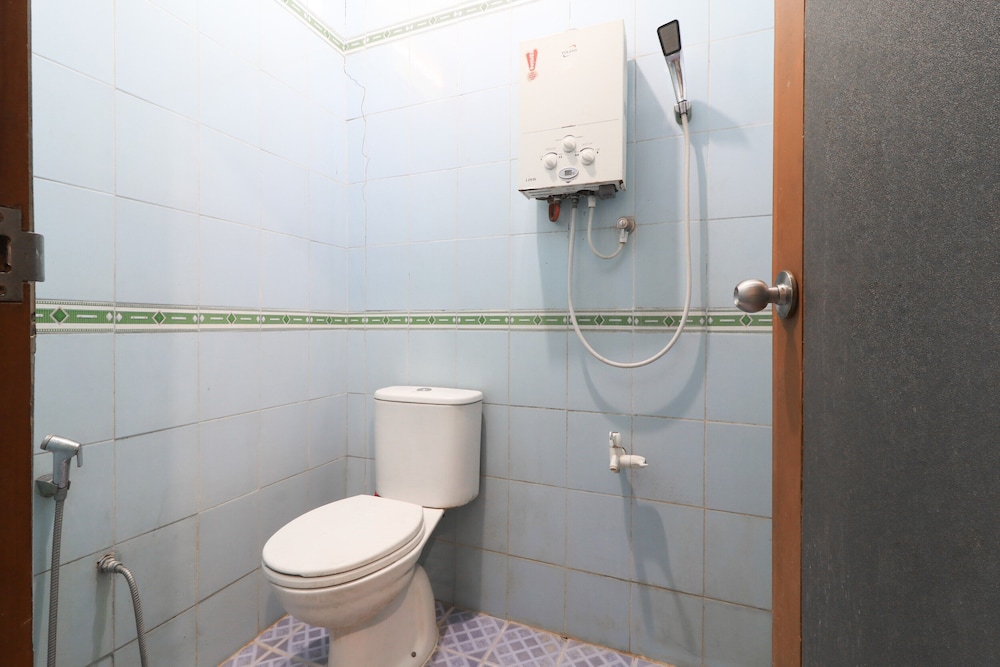 Abang Hotel Ciwidey 52/58