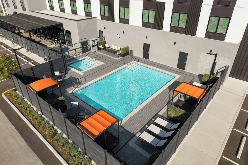 Fairfield Inn & Suites by Marriott Chilliwack 15/37