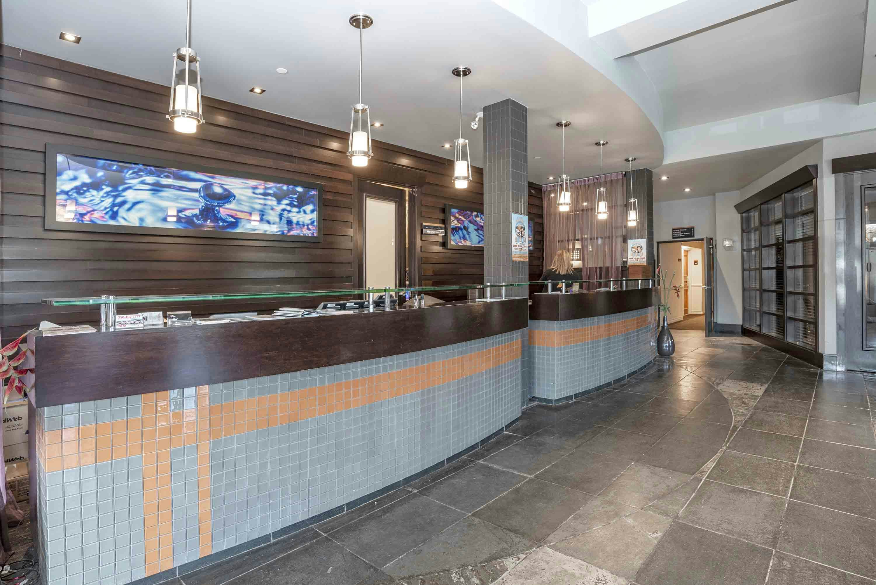 Sandman Hotel Penticton 4/49