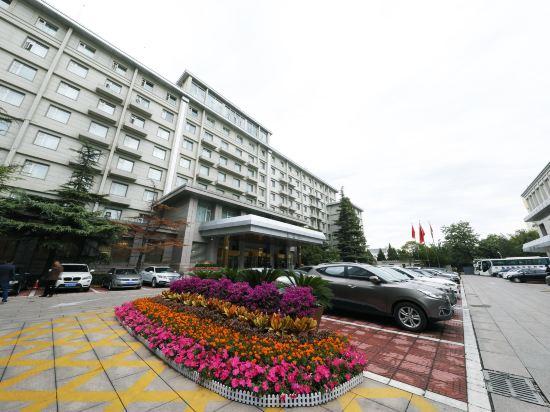 Guoyi Hotel 23/27
