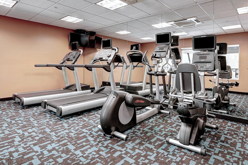 Fairfield Inn Suites By Marriott Edison South Plainfield 29/49