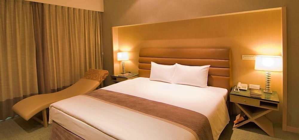 CHATEAU DE CHINE HOTEL HUALIEN 7/21