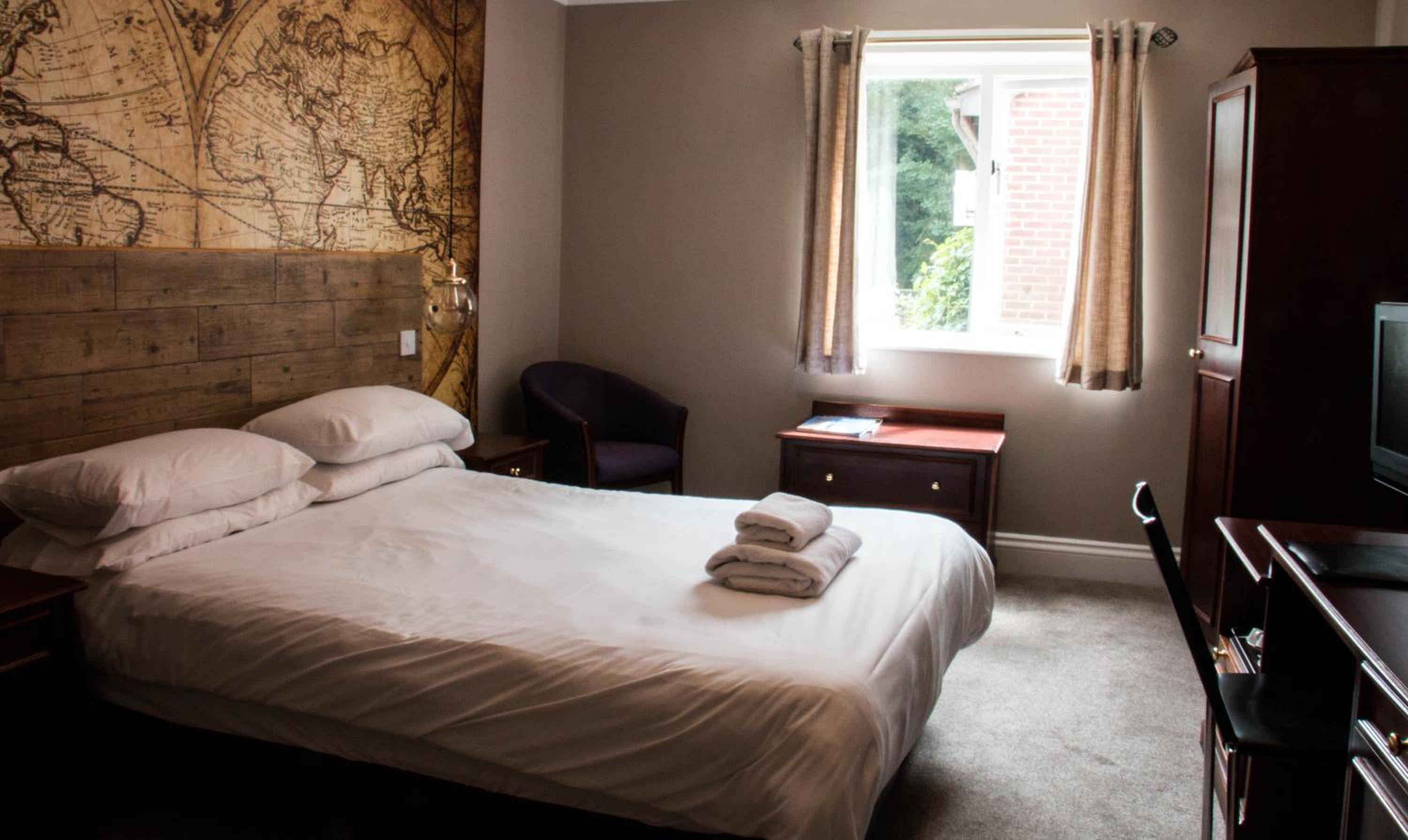 The Jacobean Hotel 7/58