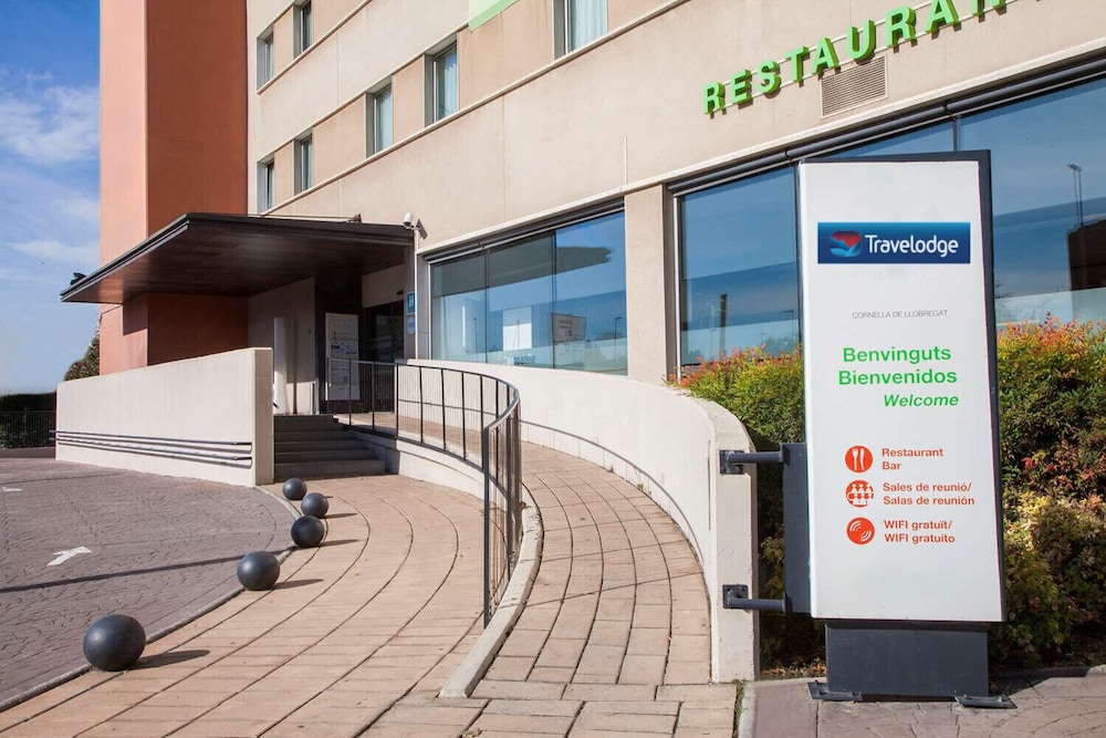 Travelodge BCN Cornella Fira 53/56