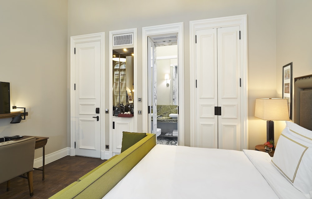 The Bank Hotel Istanbul, a Member of Design Hotels 12/65
