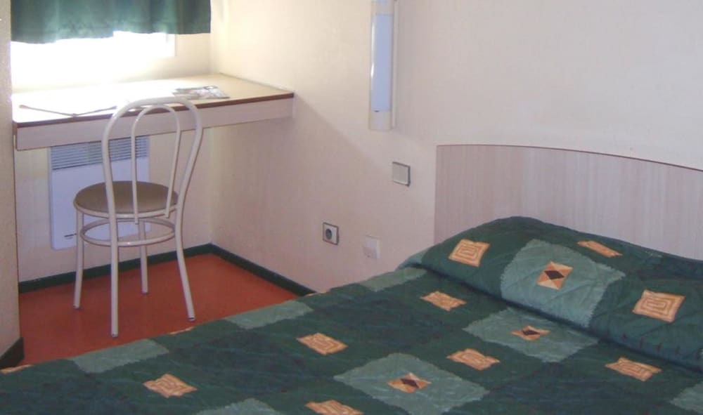 Premiere Classe Dunkerque Sud - Loon Plage 32/43