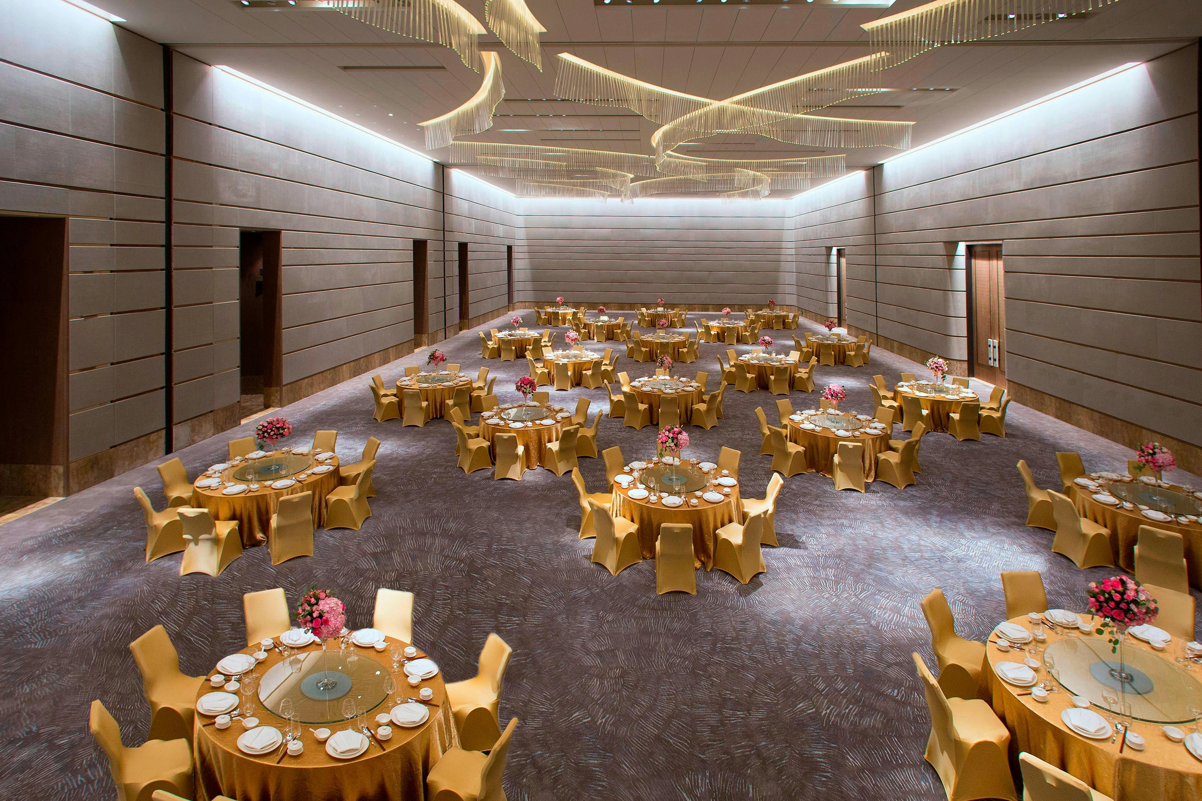 Le Meridien Xiaojing Bay 16/17