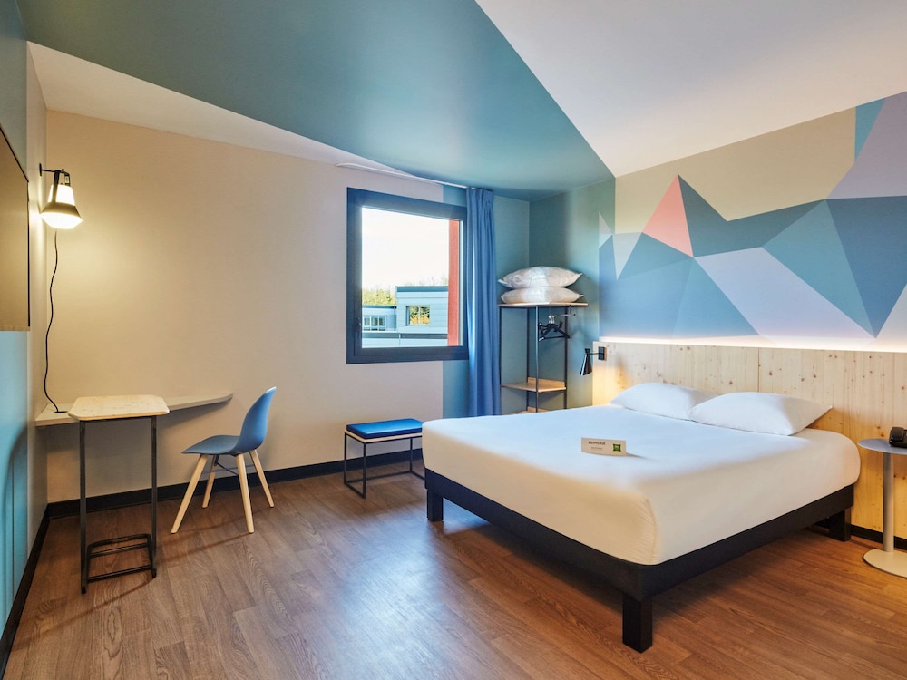 Ibis Styles Evry Lisses 12/48