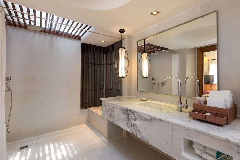 Centara Villas Samui 12/85