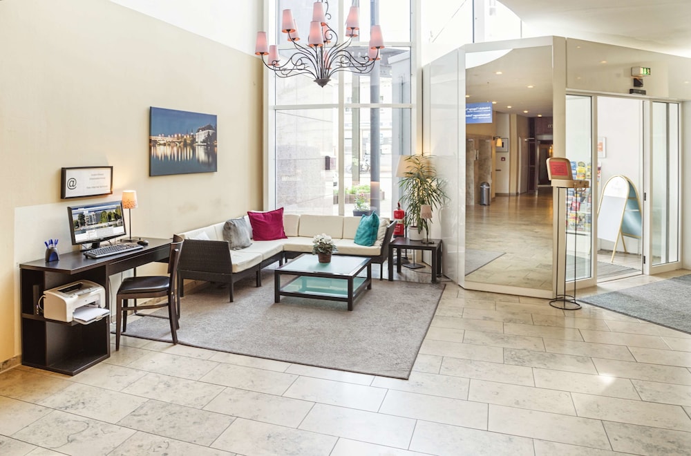 Am Schloss Kopenick By Golden Tulip Ex Best Western Hotel Am Schloss Koepenick 56/77