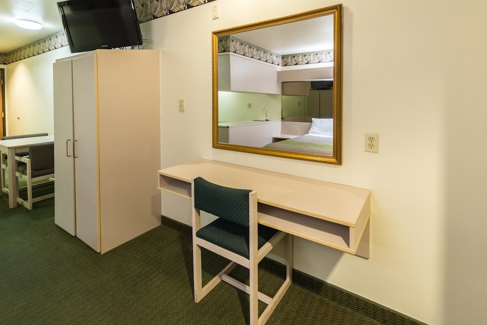 Motel6 Fort Worth, TX - Burleson 60/60