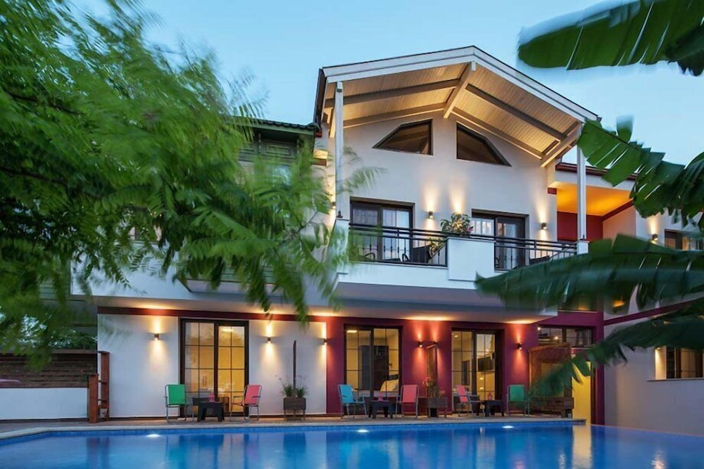 Cesmekes Butik Otel 3/50