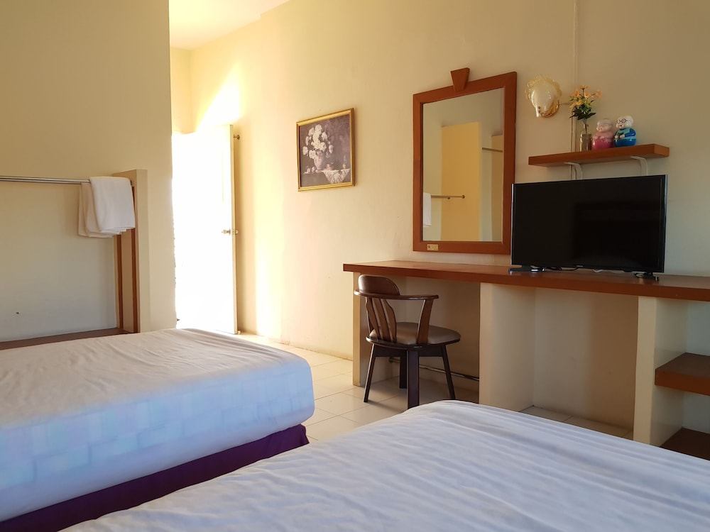 Casa Holiday Hotel 24/41