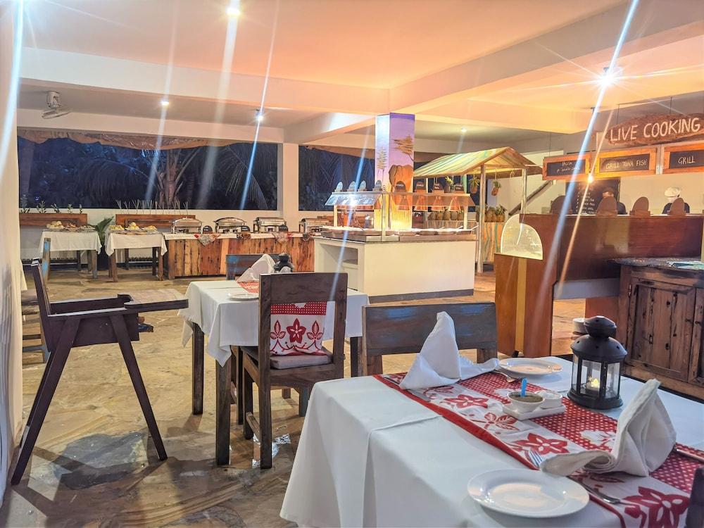 Reef & Beach Resort 36/50
