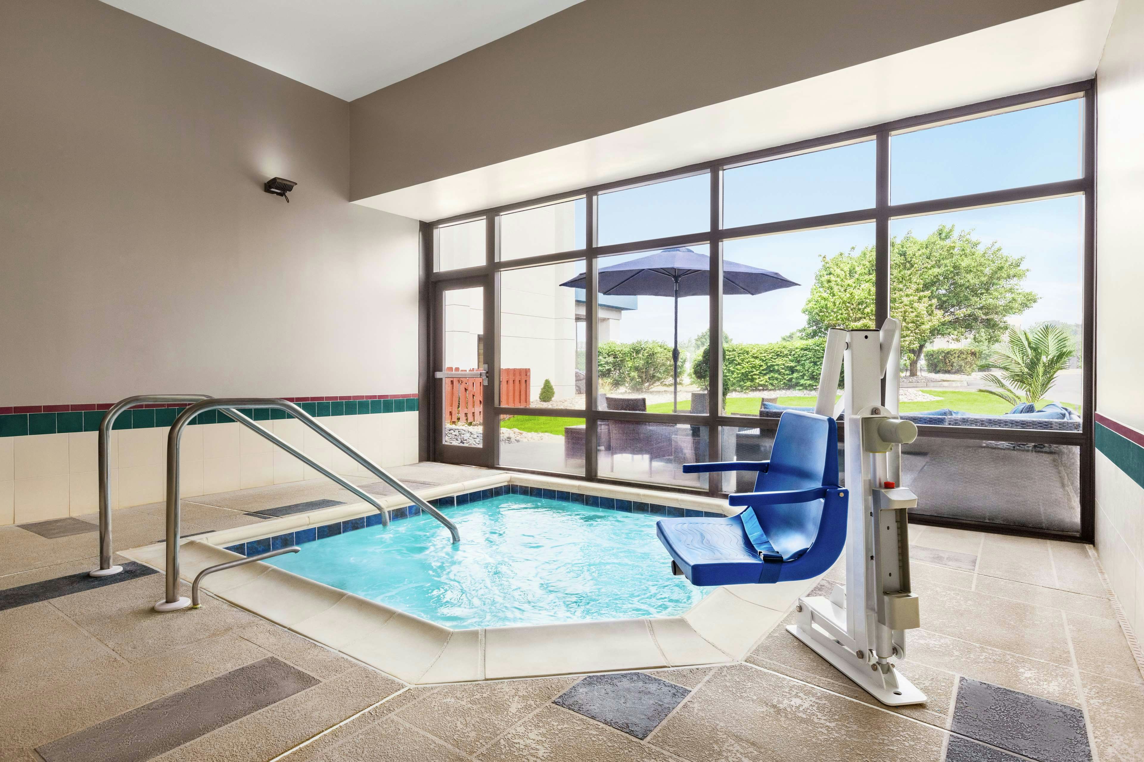Hampton Inn Quakertown 35/75