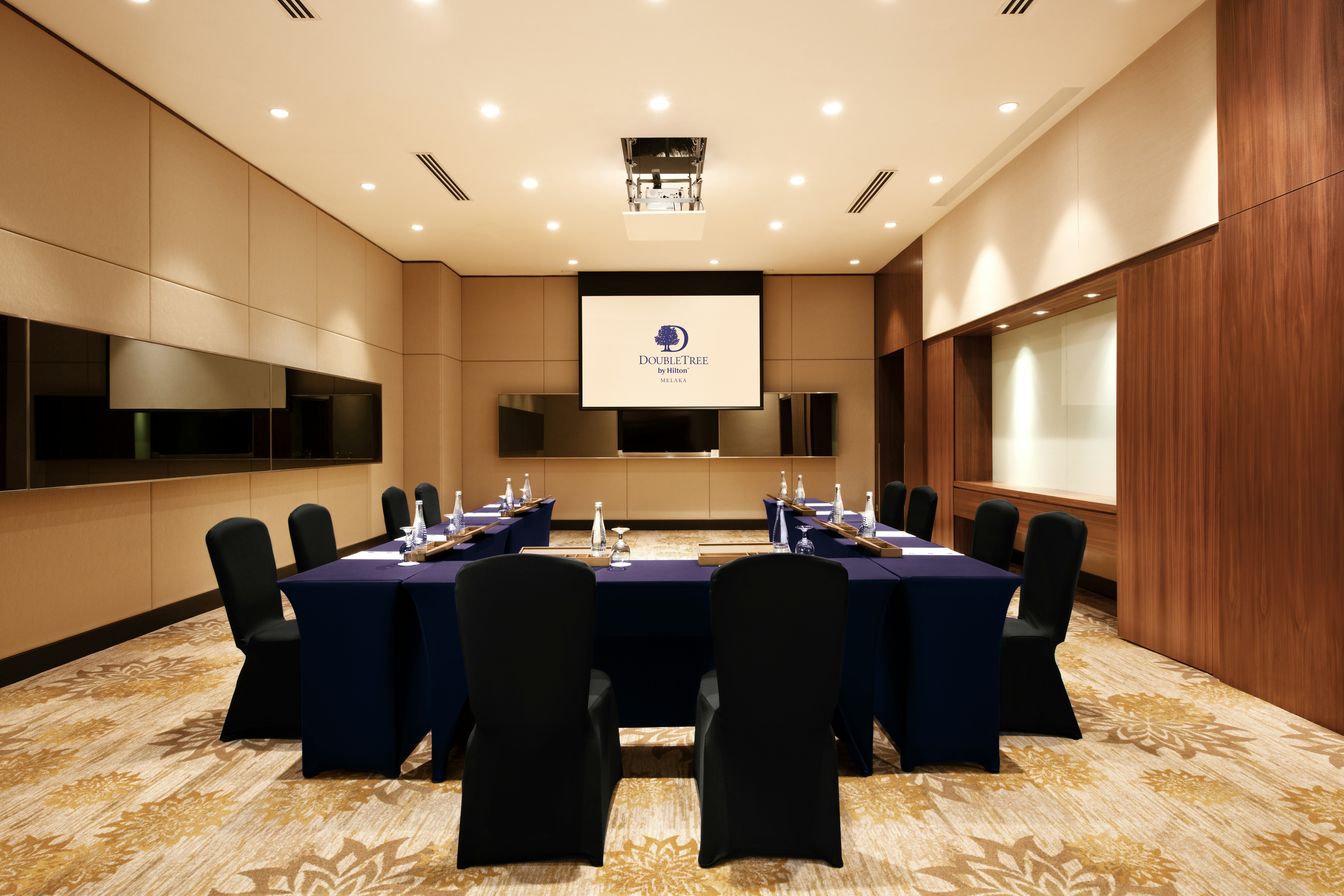 Doubletree By Hilton Melaka 63/75