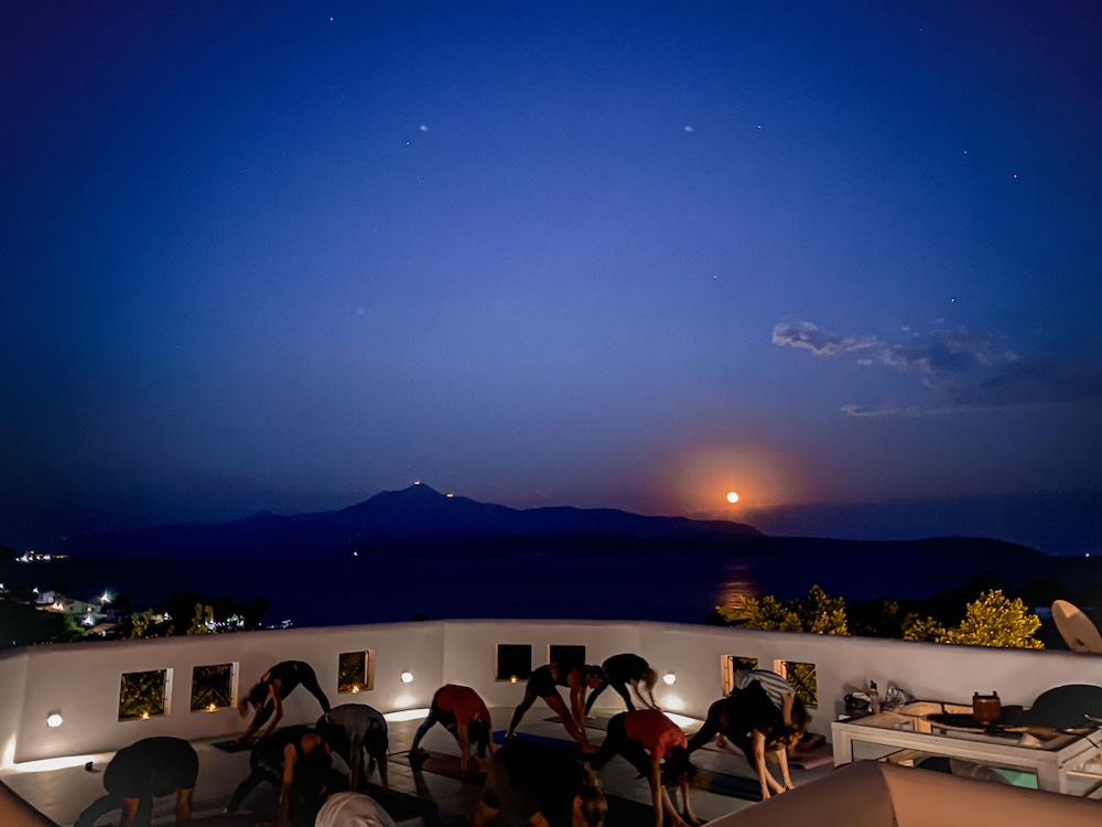 Nisea Hotel Samos 95/106