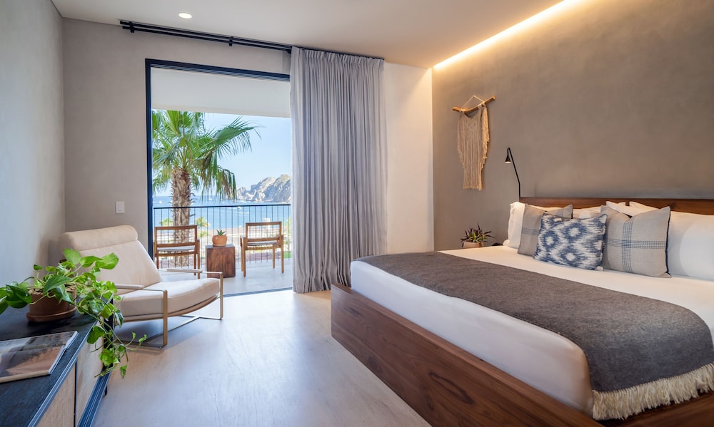 2 Bedrooms, Home, 1 King and 2 Double Beds, Ocean View