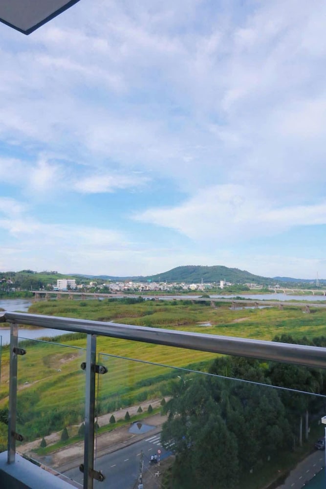 Thien An Riverside Hotel 42/50