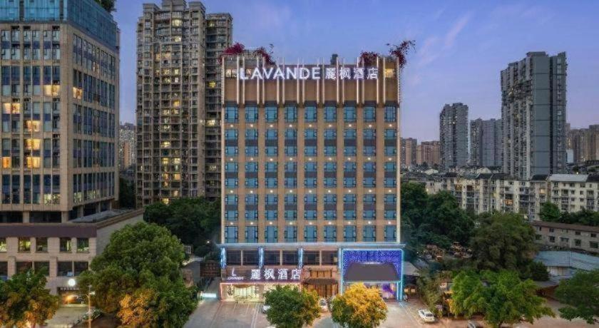 Lavande Hotel (Leshan High-Speed Railway Wanda Plaza) 11/69