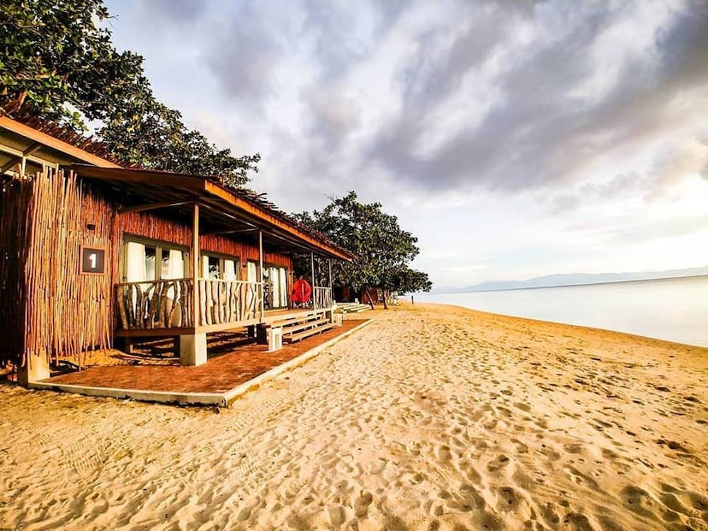 Crusoe Cabins Casobe 32/39