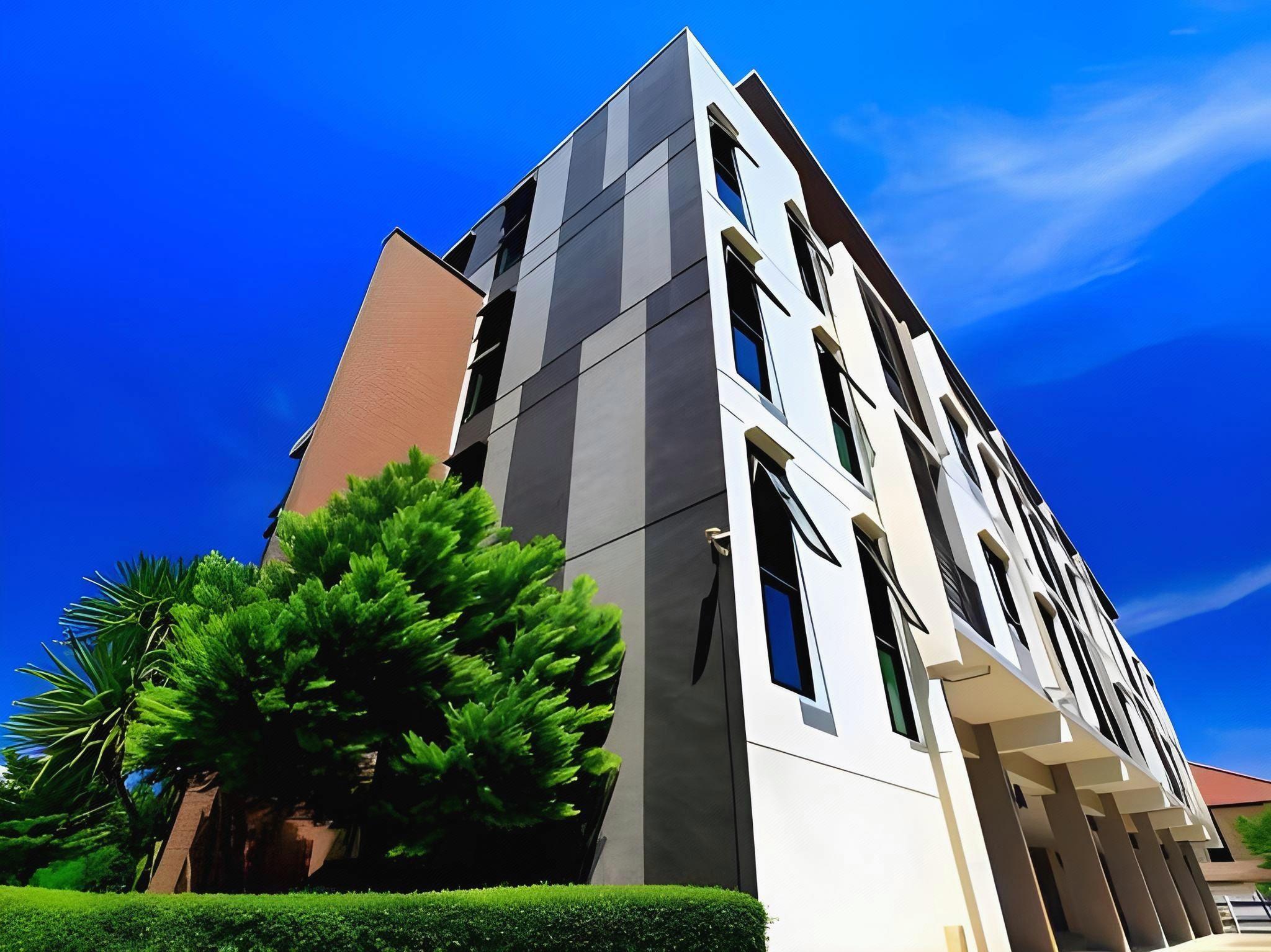 The Plubpla Serviced Apartment 6/42
