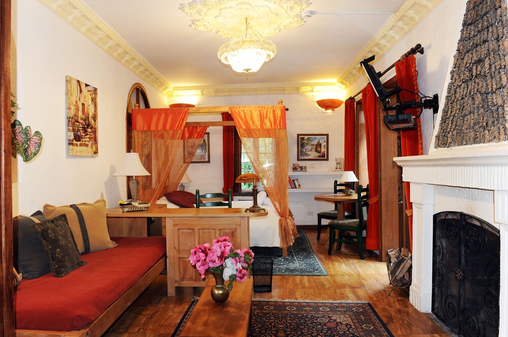 Boutique Hotel Antinea 53/76