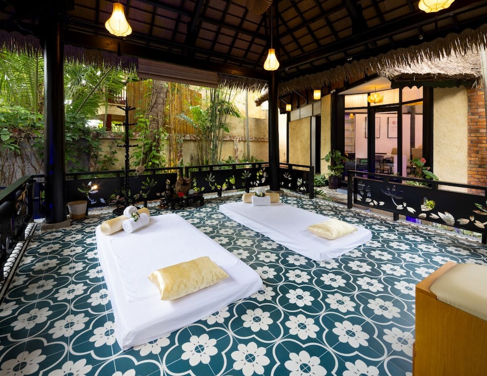 Bamboo Village Beach Resort and Spa 19/45