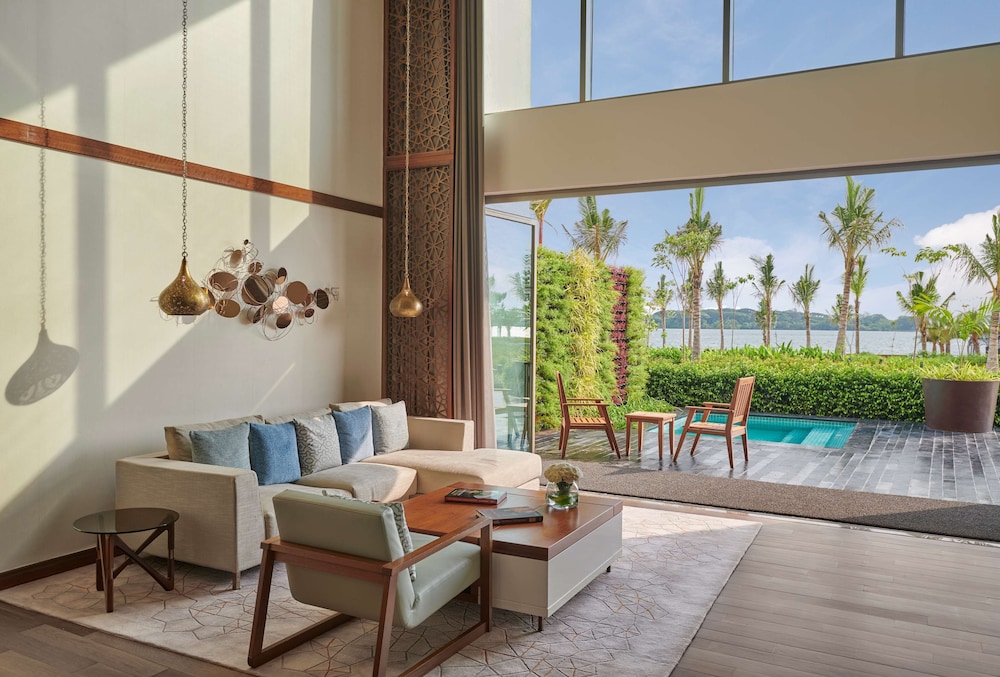 GRAND HYATT KOCHI BOLGATTY 51/71