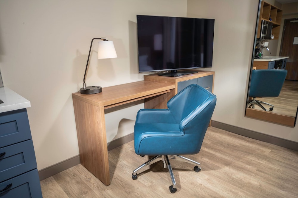 Candlewood Suites Charleston Mt Pleasant 38/44