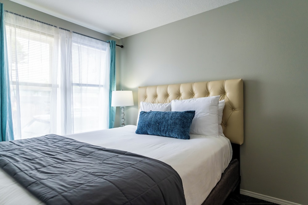 1 Bedroom, Spa, Suite, Queen Bed, Sofa