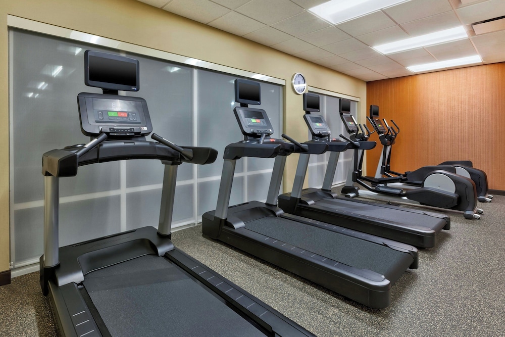 TownePlace Suites by Marriott Grand Rapids Airport Southeast 33/48
