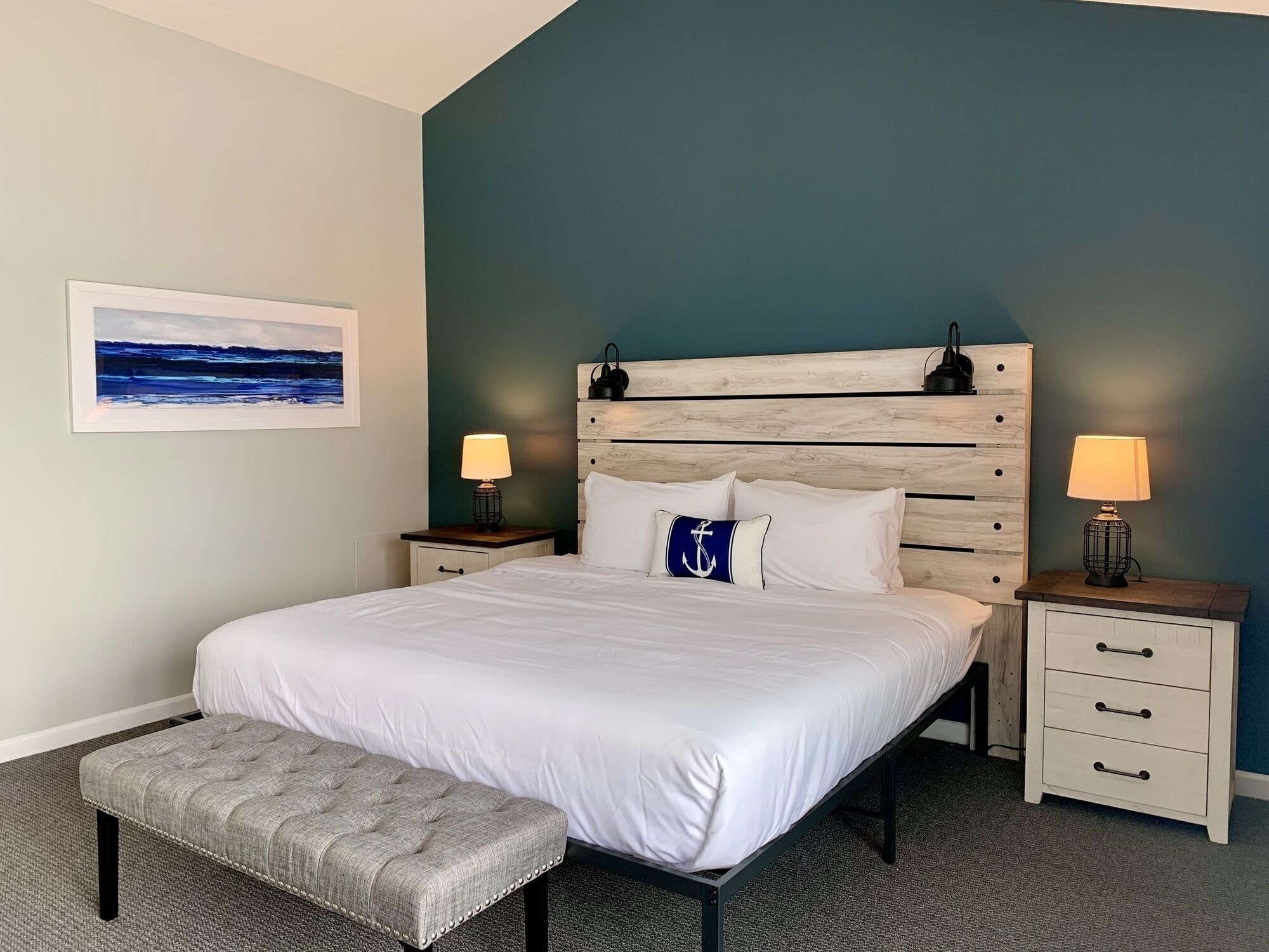 Standard, King Bed, Balcony, Dory Building