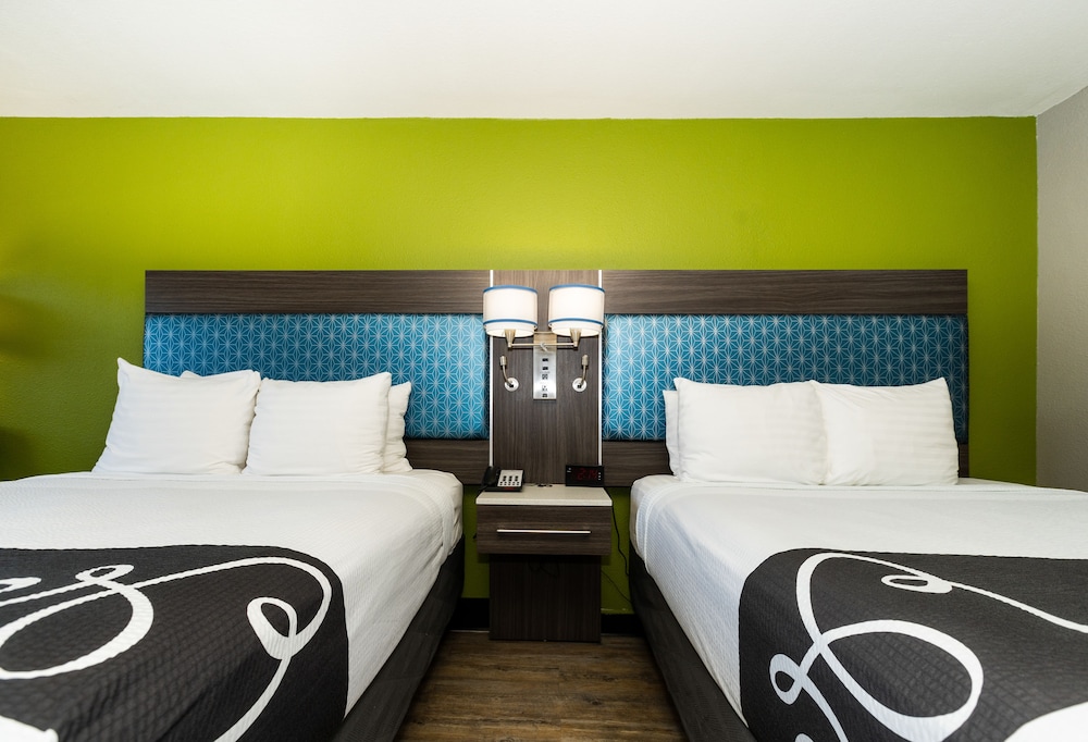 Surestay Plus Hotel By Best Western Point Richmond 23/37