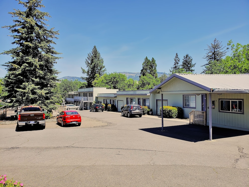 Ashland Motel 36/46