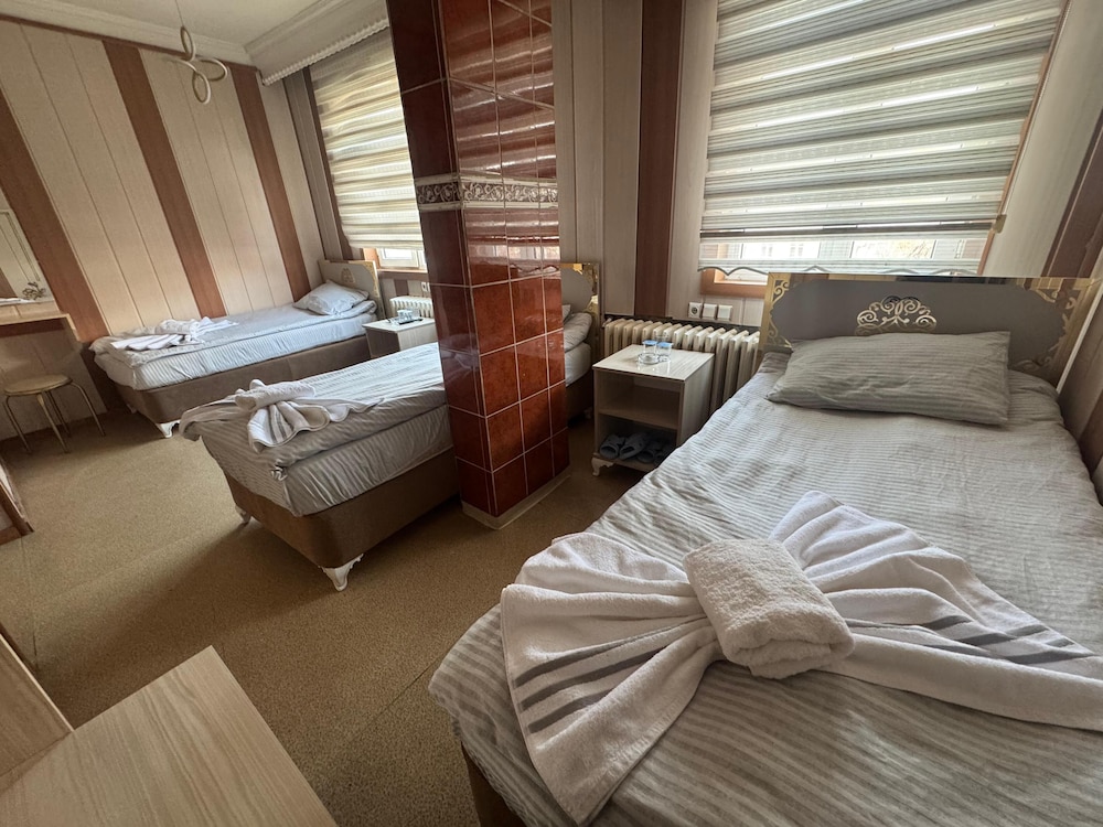 Otel Buyuk Dogu 8/17