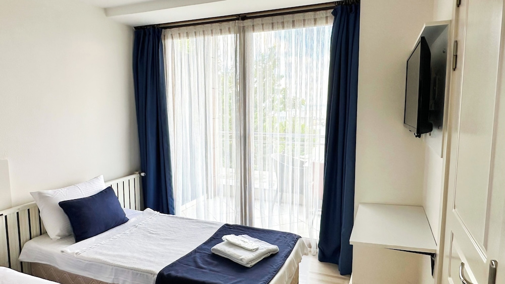 Buyukada Comfort Hotel 19/50