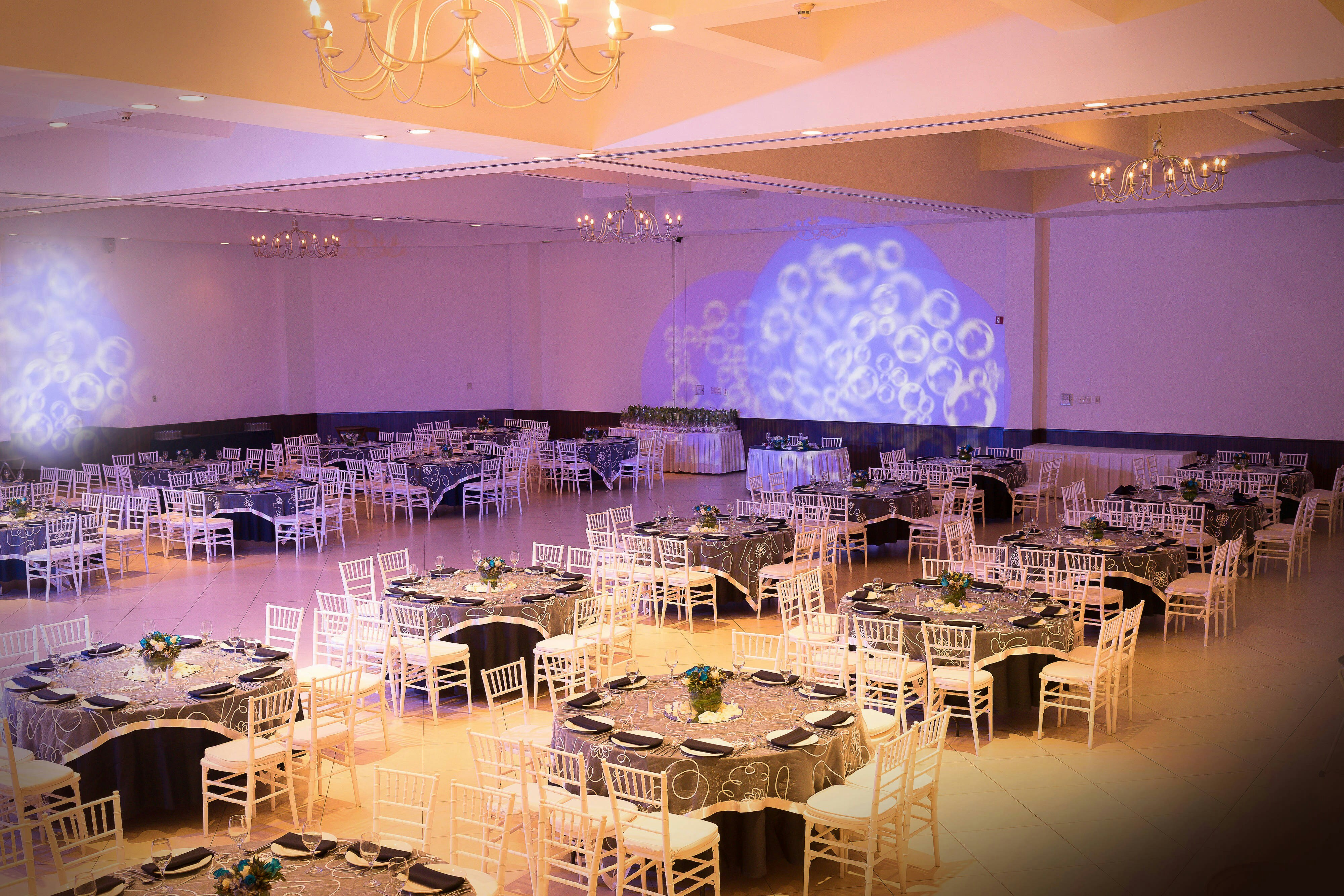 Courtyard By Marriott Puebla Las Animas 3/4