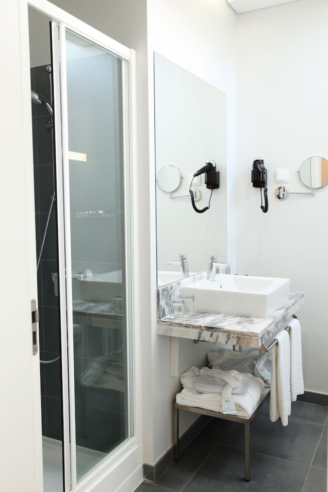 Rio Art Hotel 48/50