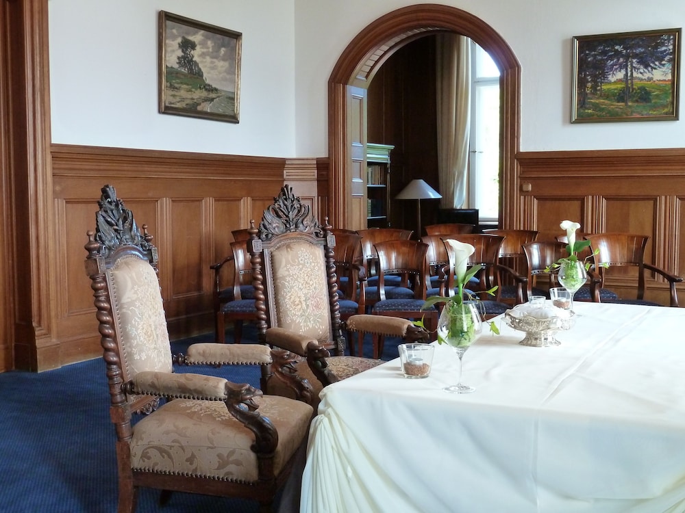 Schlosshotel Ralswiek 13/50