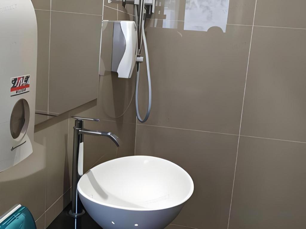 Place2Stay at Sri Aman 32/34