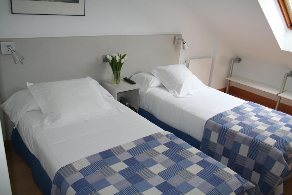 Jauregui Hotel 24/64