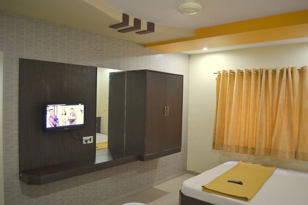 Hotel Sai Kamal 10/57